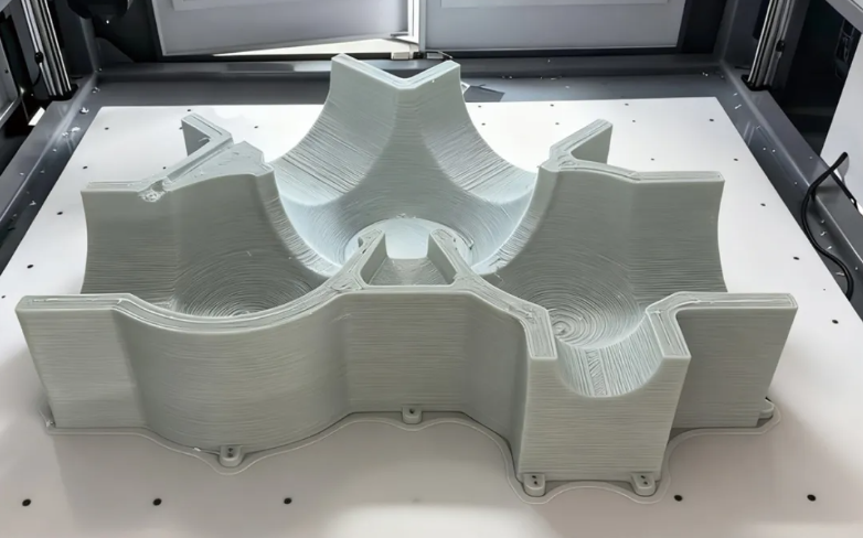 日产上百公斤,材料成本降65%+,领科汇创FGF颗粒料3D打印机 日产上百公斤,材料成本降65%+,领科汇创FGF颗粒料3D打印机
